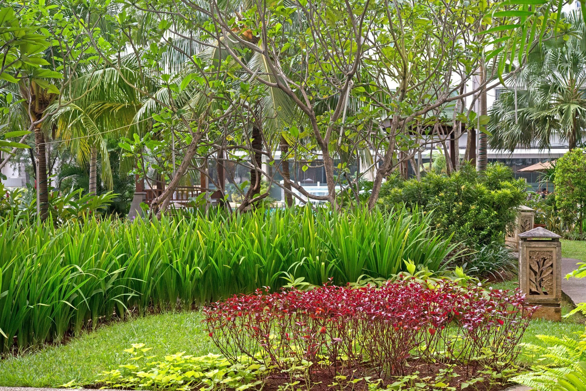 Grand Whiz Poins Simatupang Jakarta Exterior photo